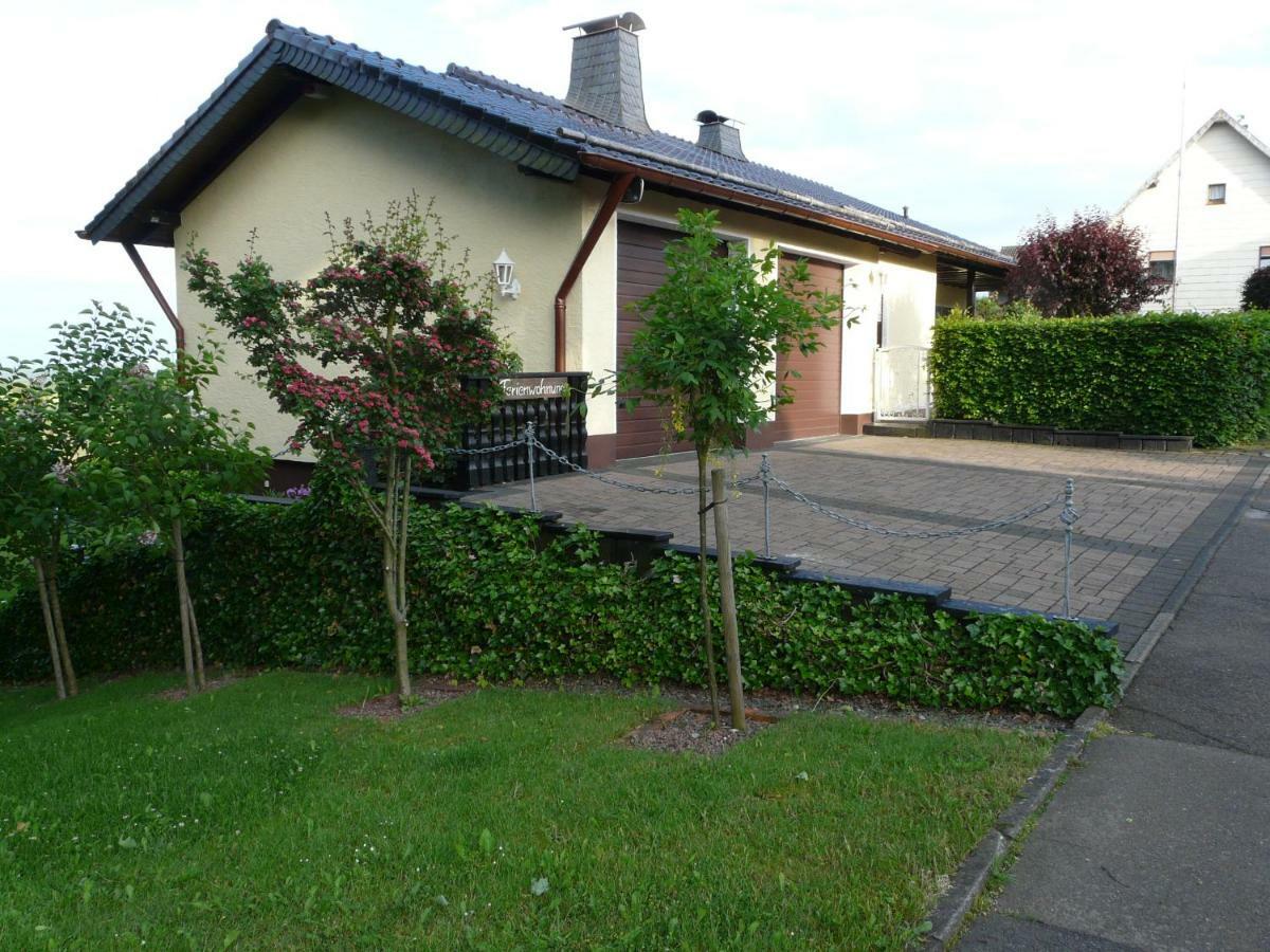 Ferienwohnung Panoramablick Schleiden Buitenkant foto